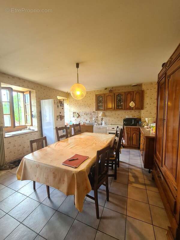 Maison 140 m² à Lavigny  - photo 3