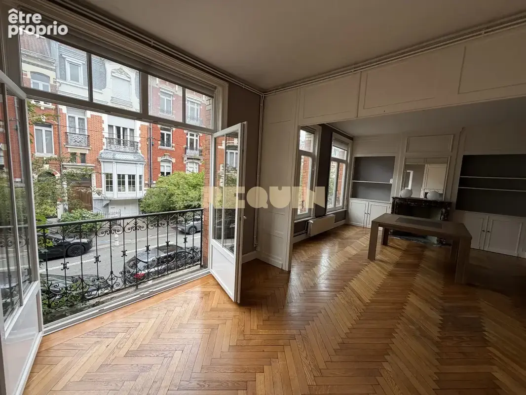 Appartement 3 pièces 93 m² à vendre à La Madeleine (59110) - photo 4