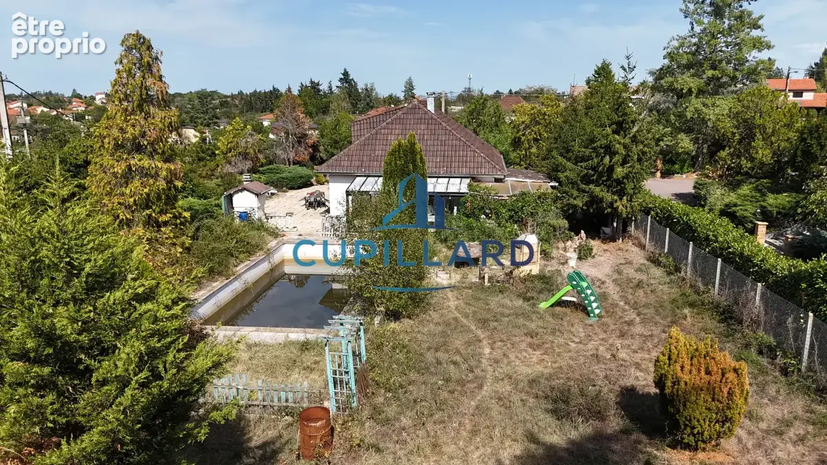 Villa semi-enterrée avec joli terrain arboré - photo 8
