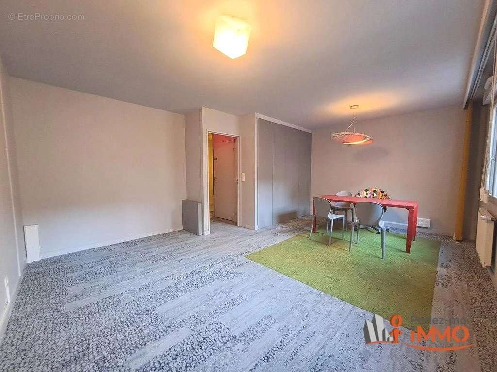 Commerce à SAINT-ETIENNE