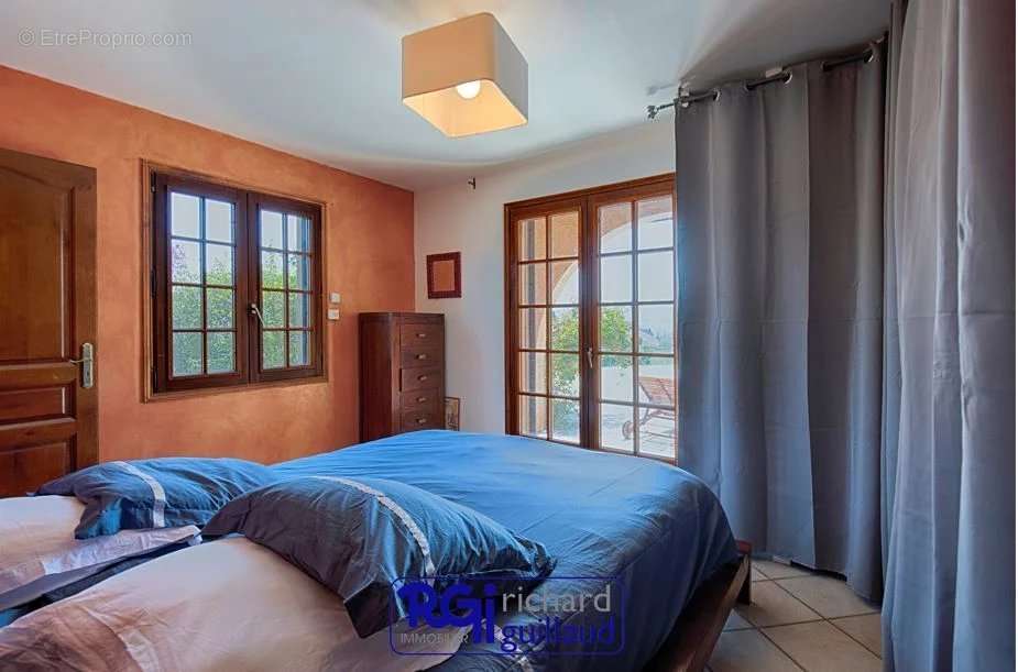 Maison à LES ABRETS