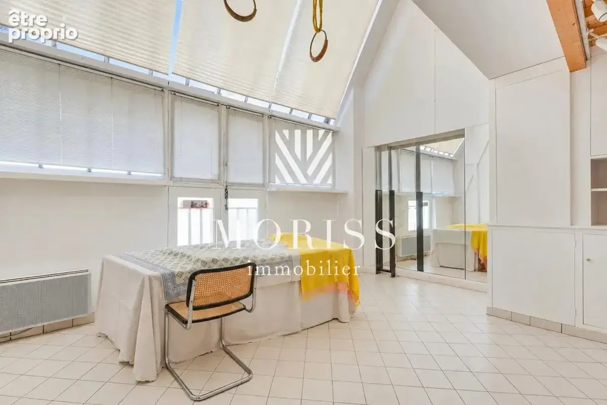 Appartement à PARIS-14E