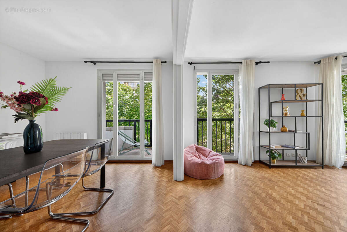 Appartement à PARIS-12E