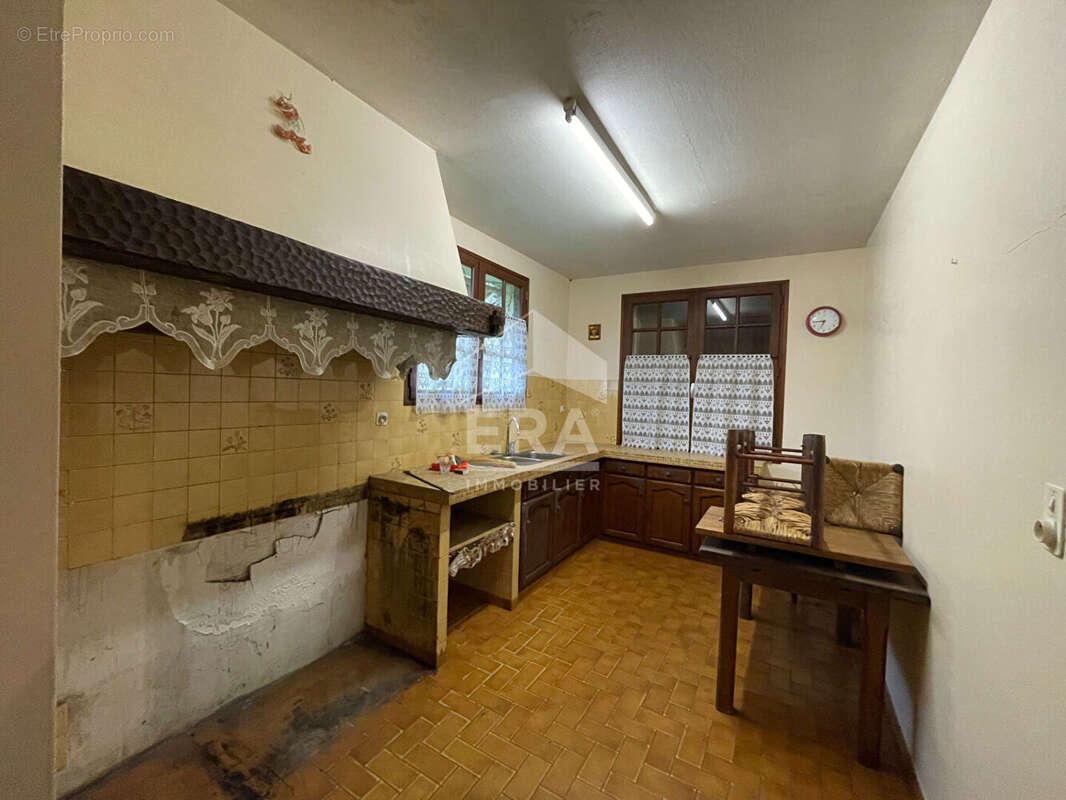 Maison à MALAUSSANNE