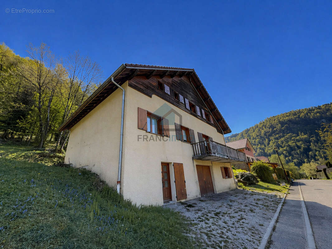 Maison à GLERE