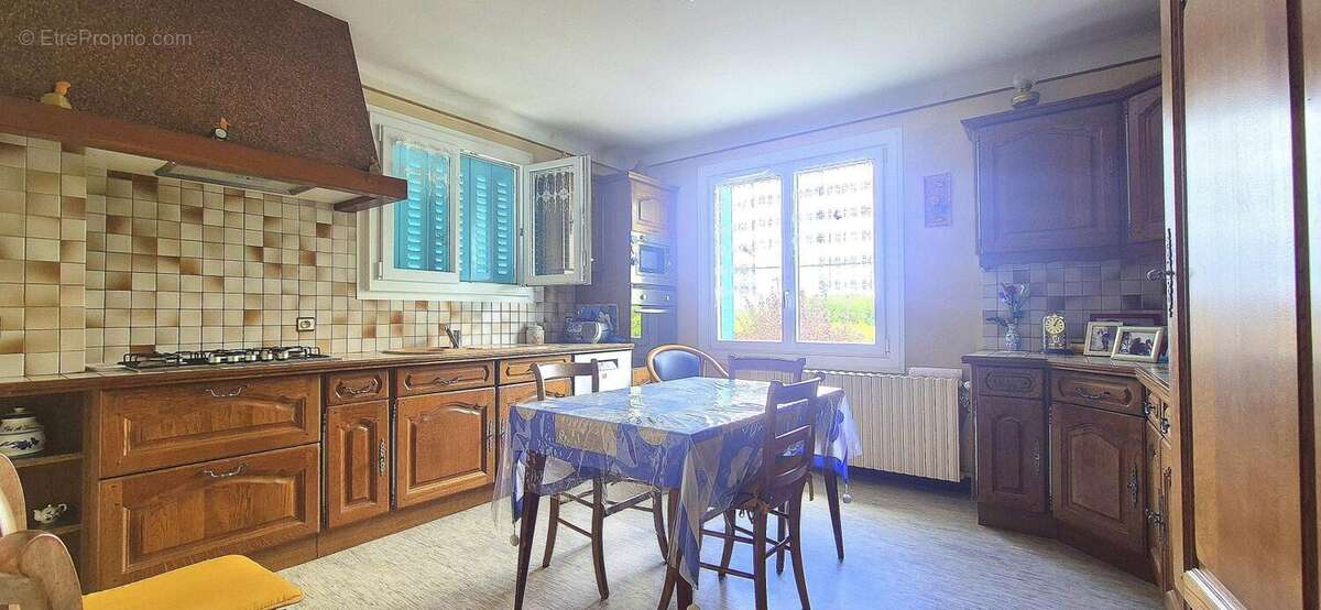 Maison 100 m² à Varennes-Saint-Sauveur  - photo 7