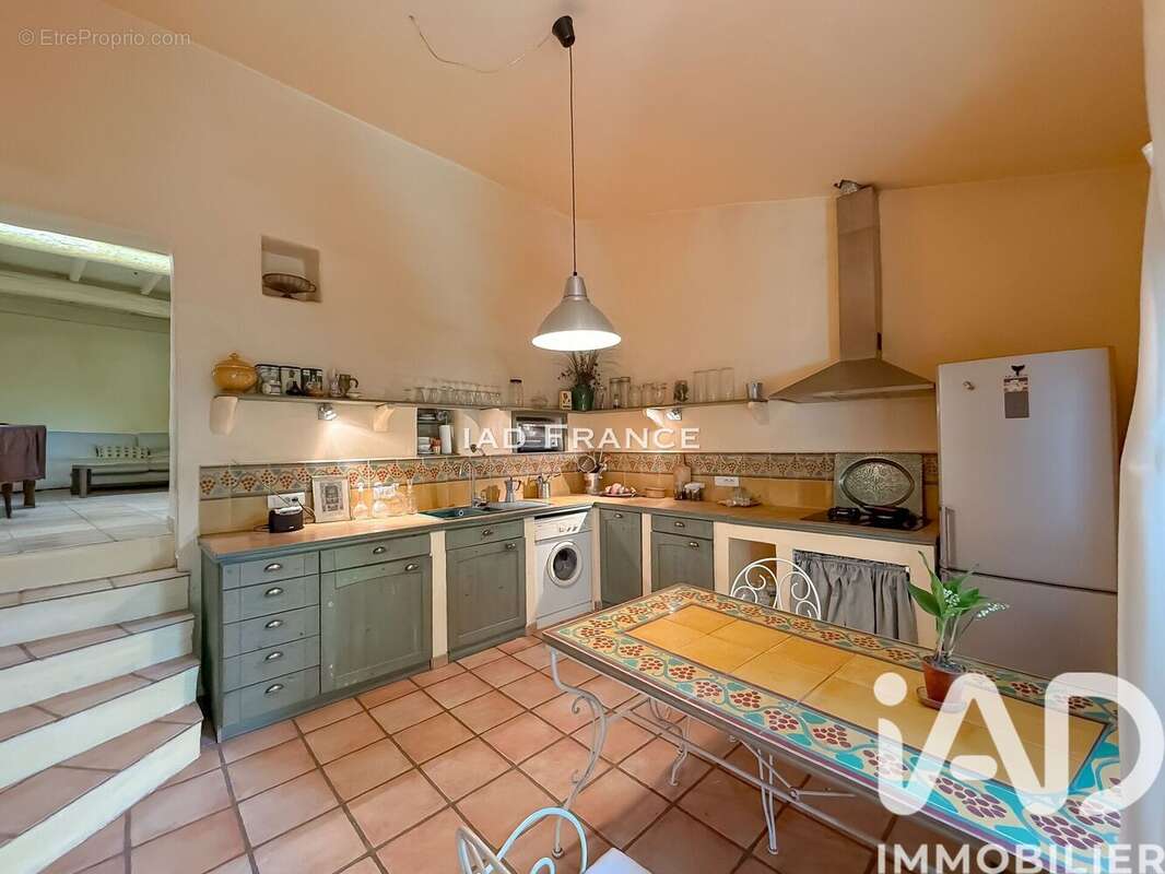 Photo 2 - Maison à PEYNIER