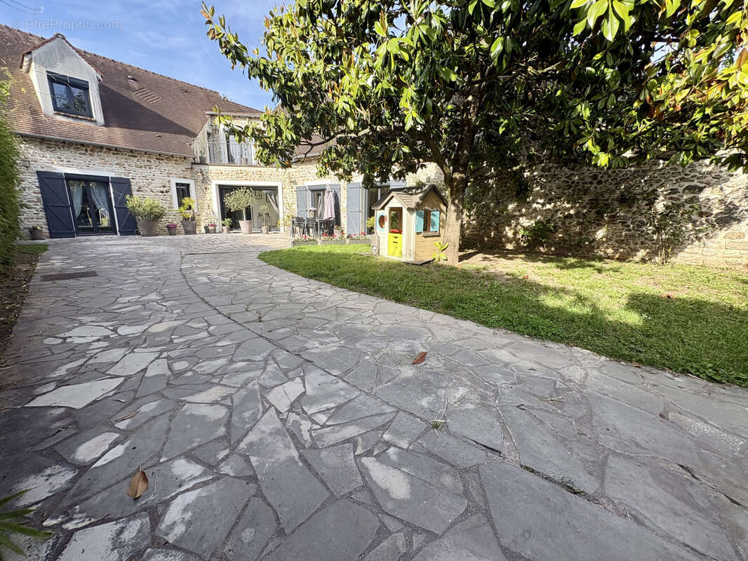 Maison à CELY