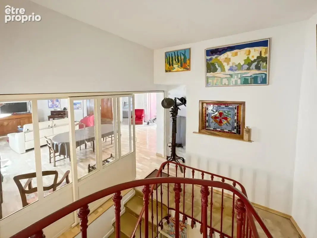 Maison atypique avec terrasse et stationnement – Béziers Centre - À Vendre - photo 24