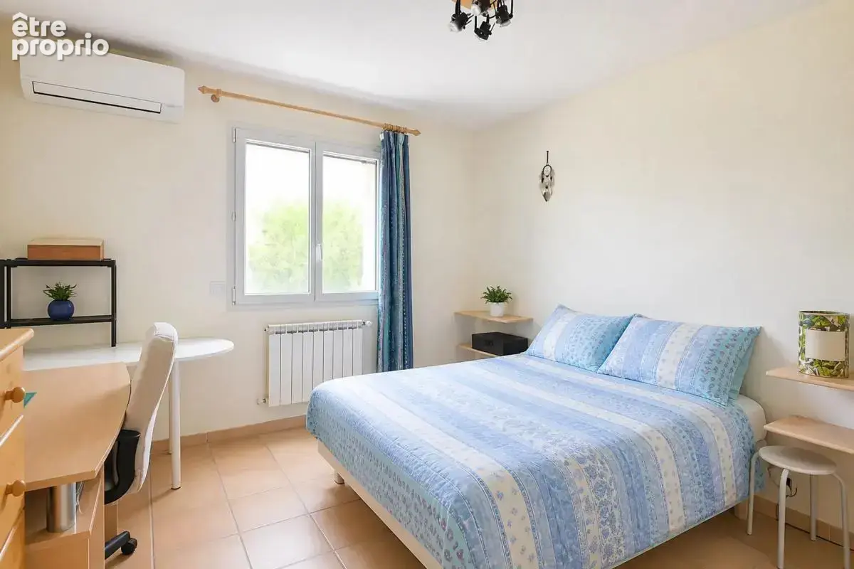 Maison de 6 pièces de 160 m² à Rodilhan - photo 6