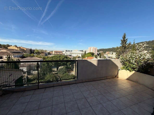 Appartement à LA GARDE