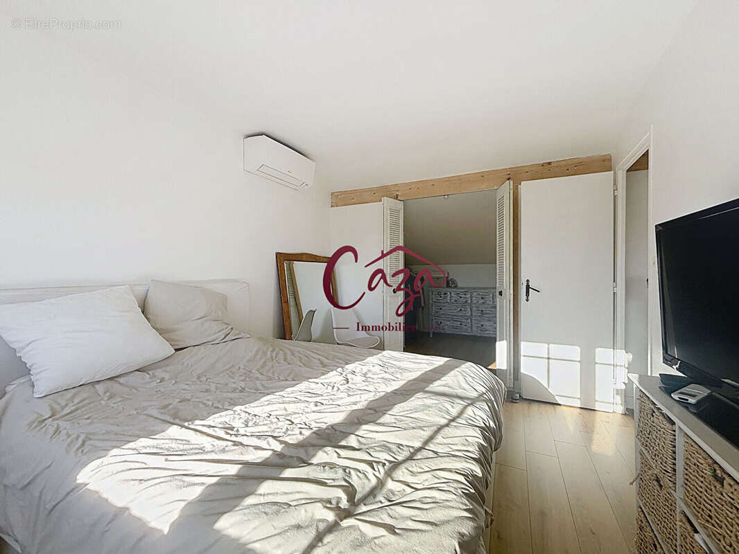 Maison à CARBON-BLANC