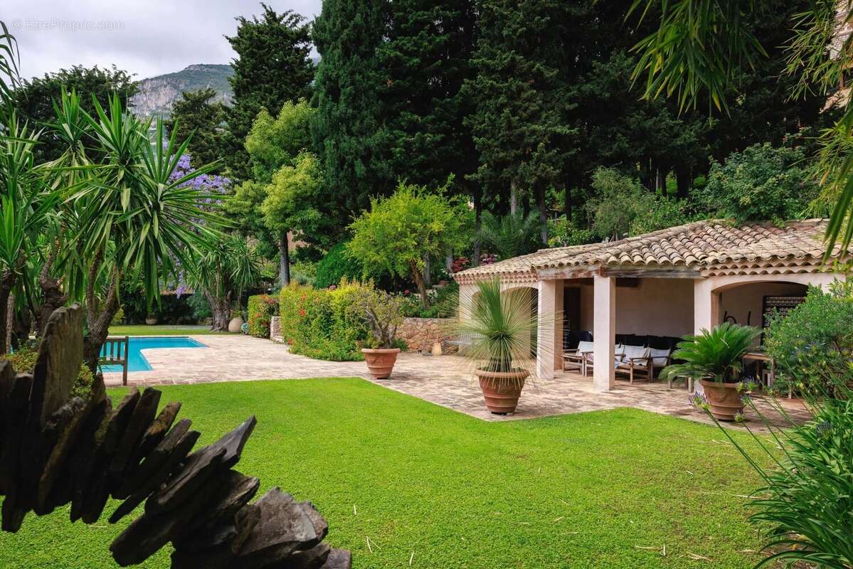 Maison à ROQUEBRUNE-CAP-MARTIN