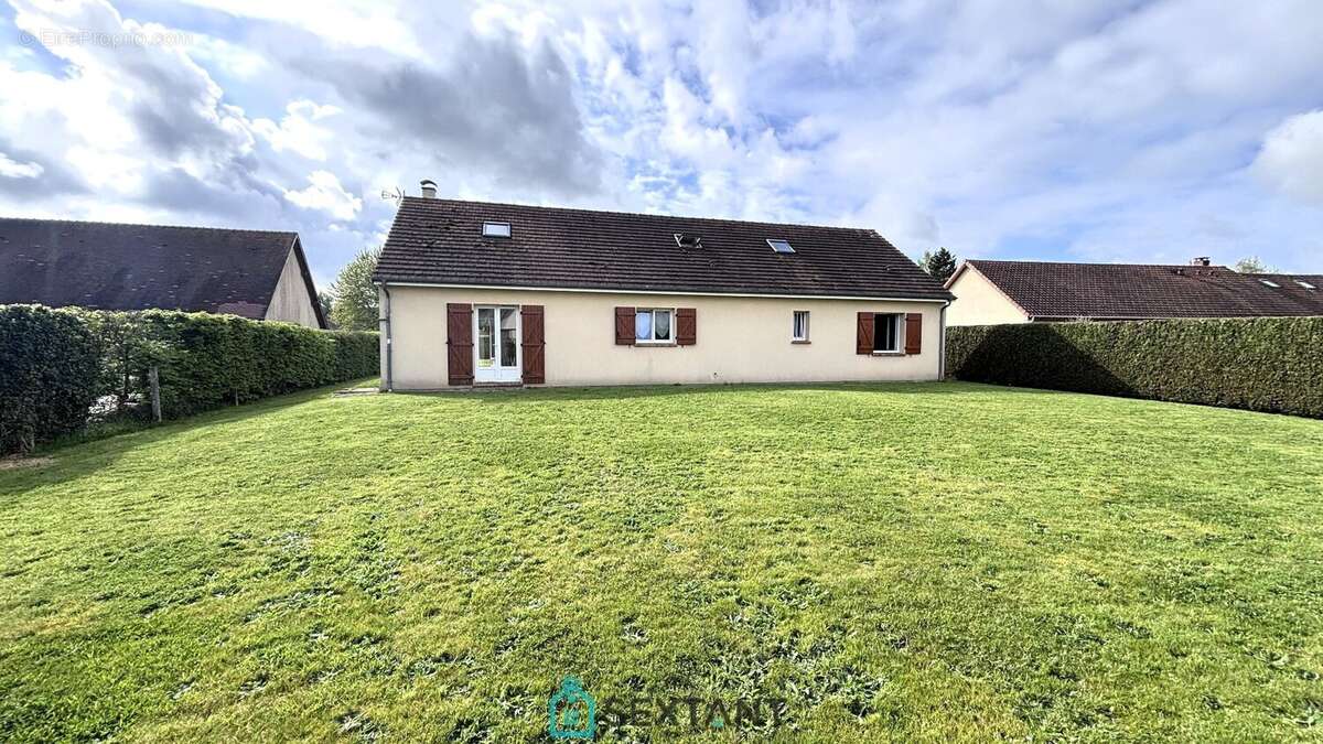 Maison à BRIONNE