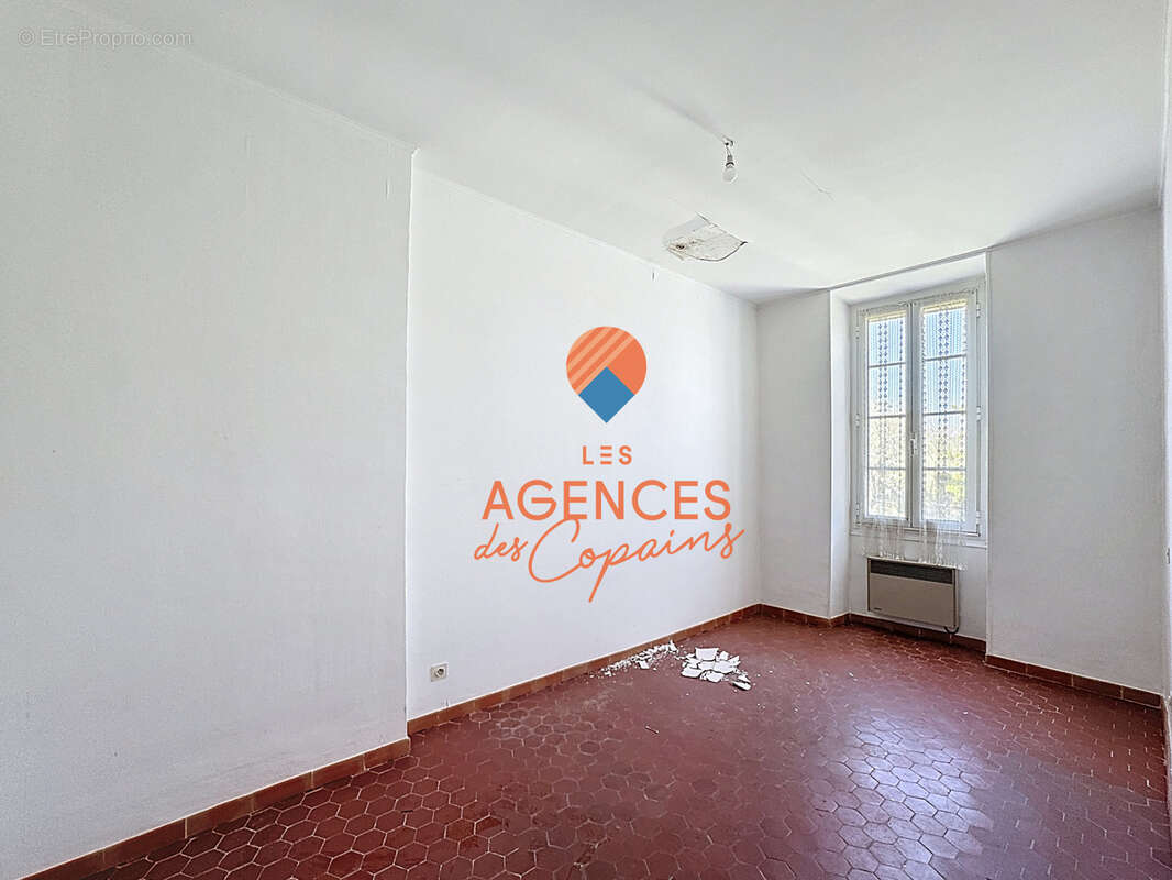 Appartement à SAINT-CYR-SUR-MER