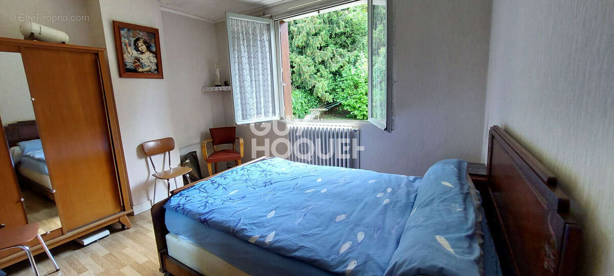 Maison à MEZIERES-SUR-SEINE