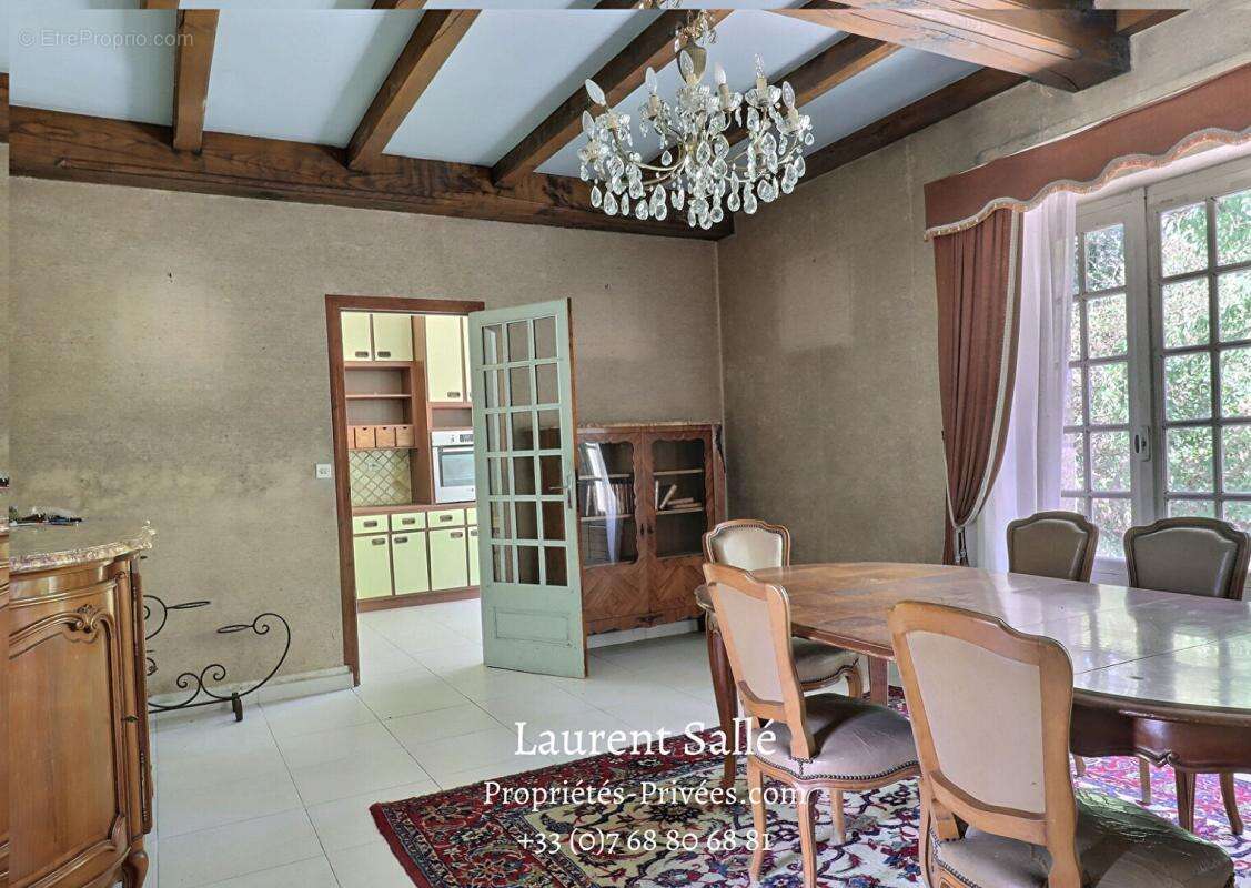 Maison de Maître de 250 m2, édifiée dans un parc boisée de plus de 4 hectares - photo 7