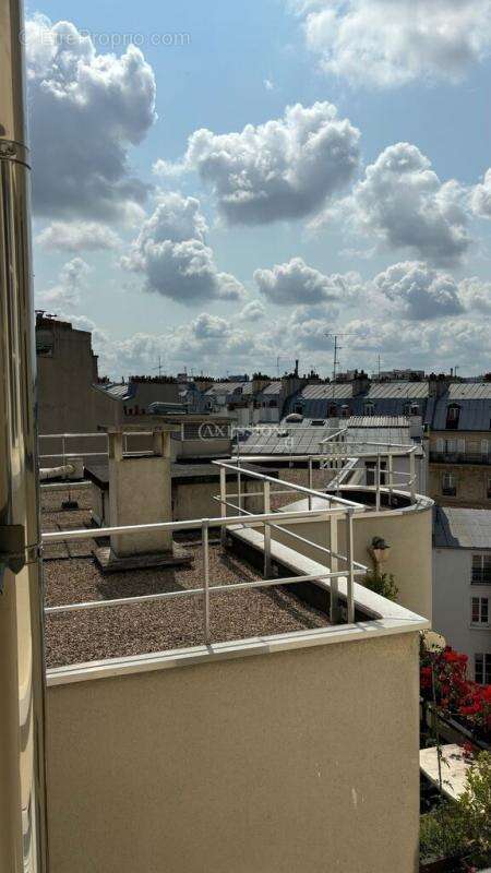 Appartement à PARIS-11E