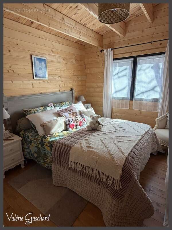 Maison à SAINT-SEURIN-SUR-L'ISLE