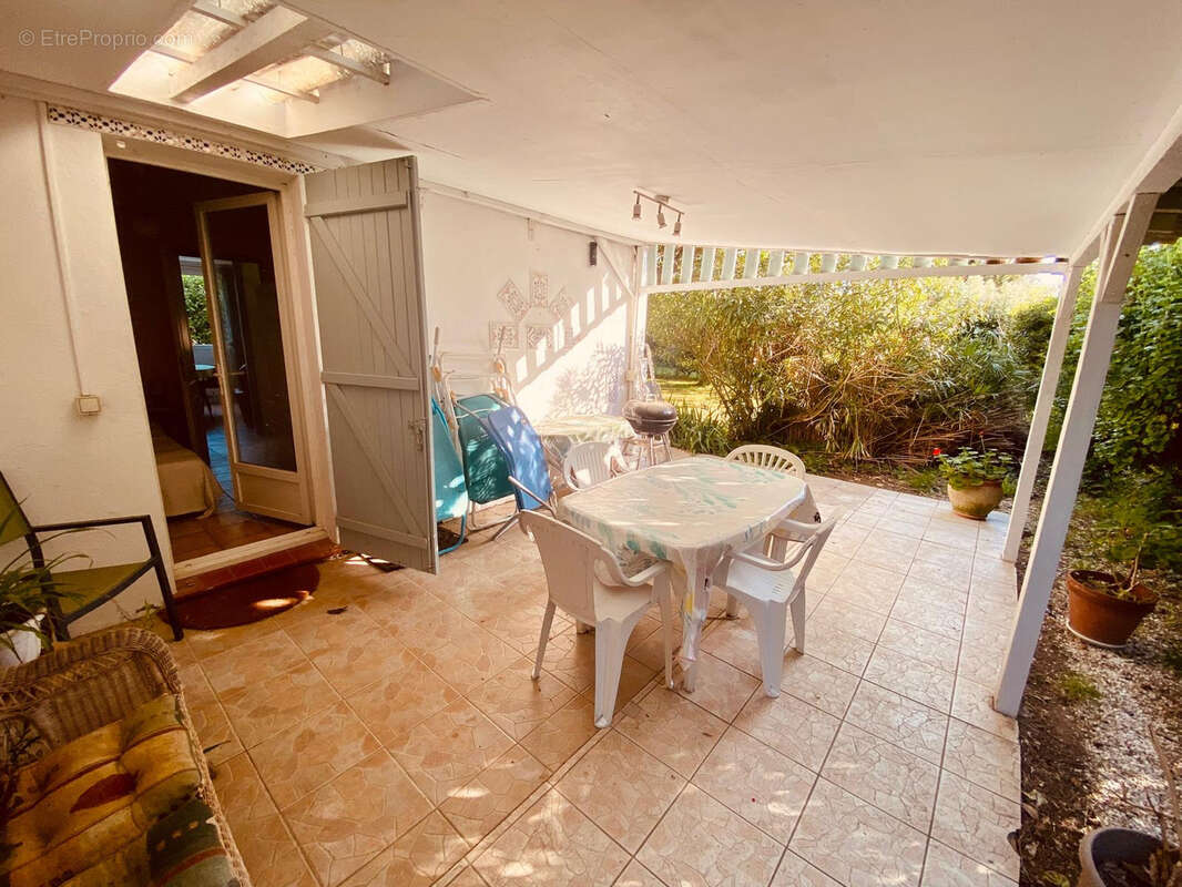Maison à SAINT-CYPRIEN