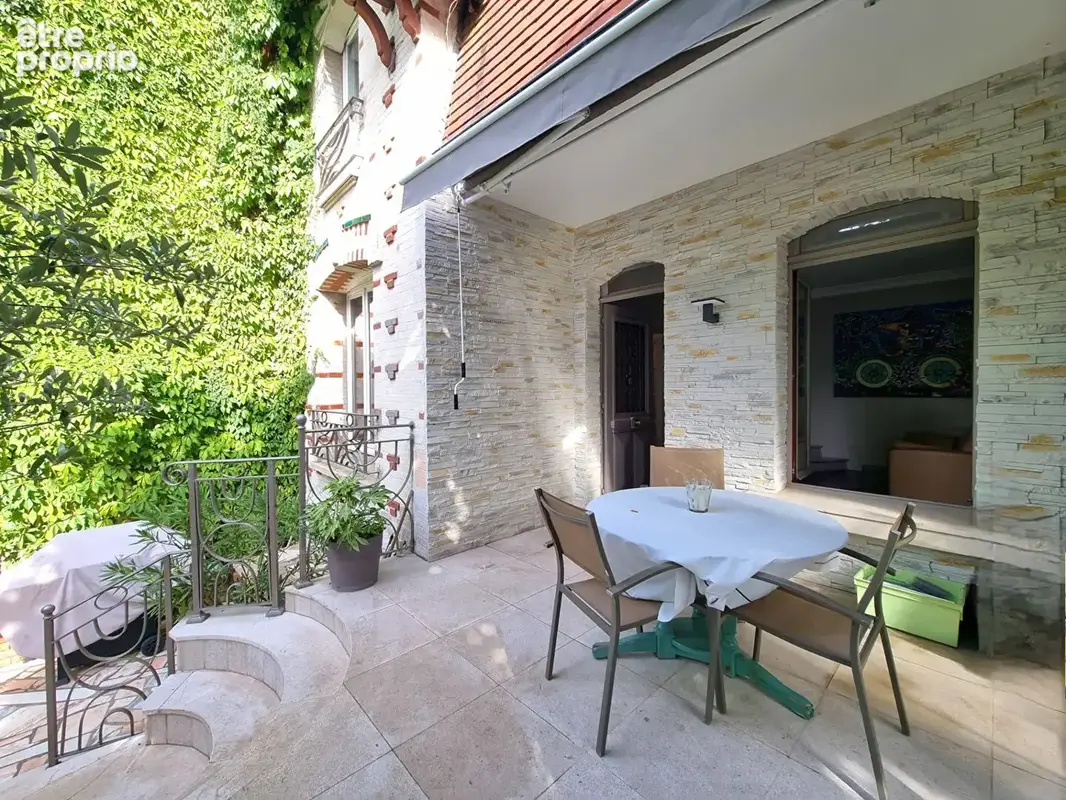 Maison à LE PERREUX-SUR-MARNE