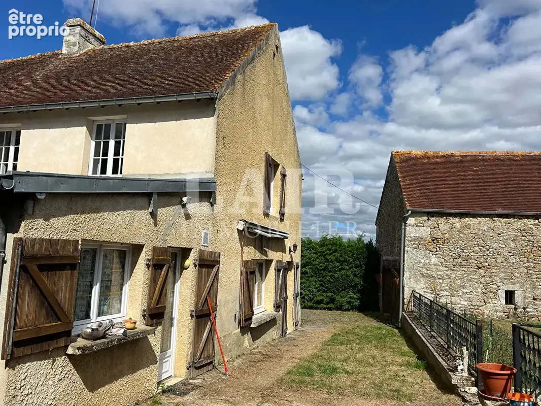 Maison à AVOINE