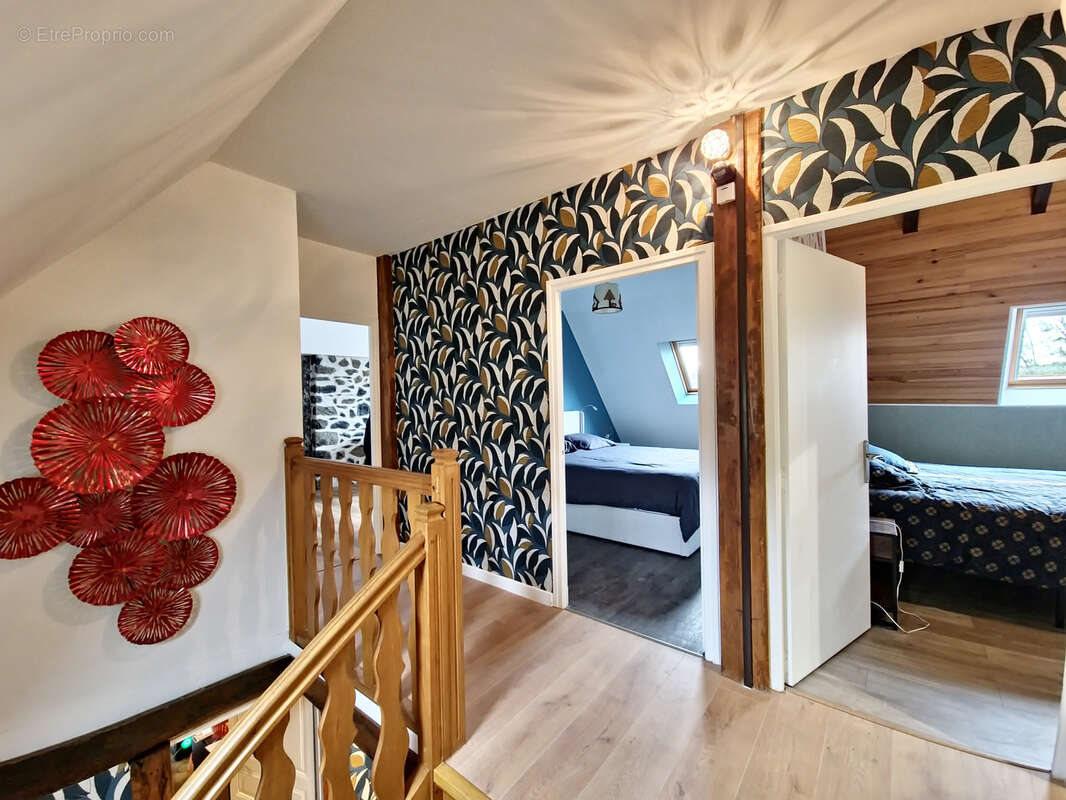 Maison à PAILHEROLS