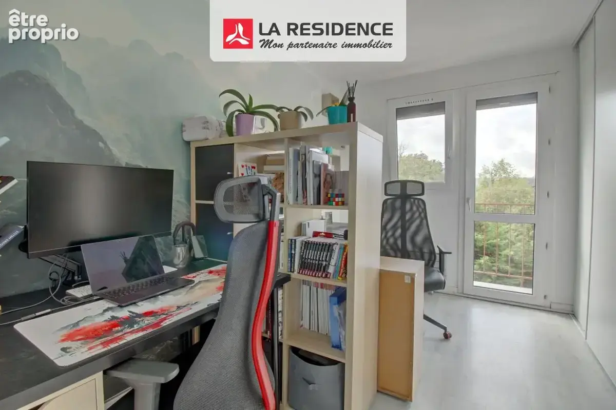 Appartement 4 pièces 64 m² à vendre à Poissy (78300) - photo 9