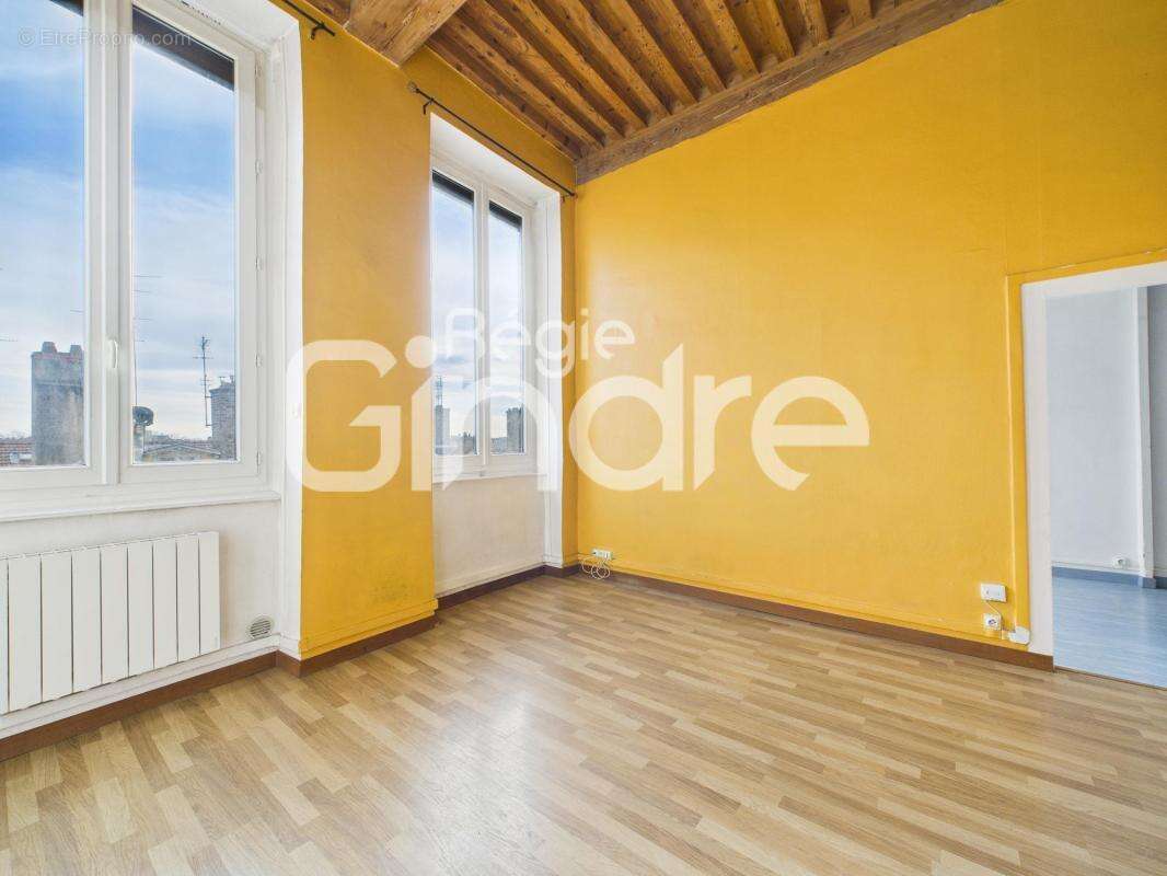 Appartement à LYON-4E