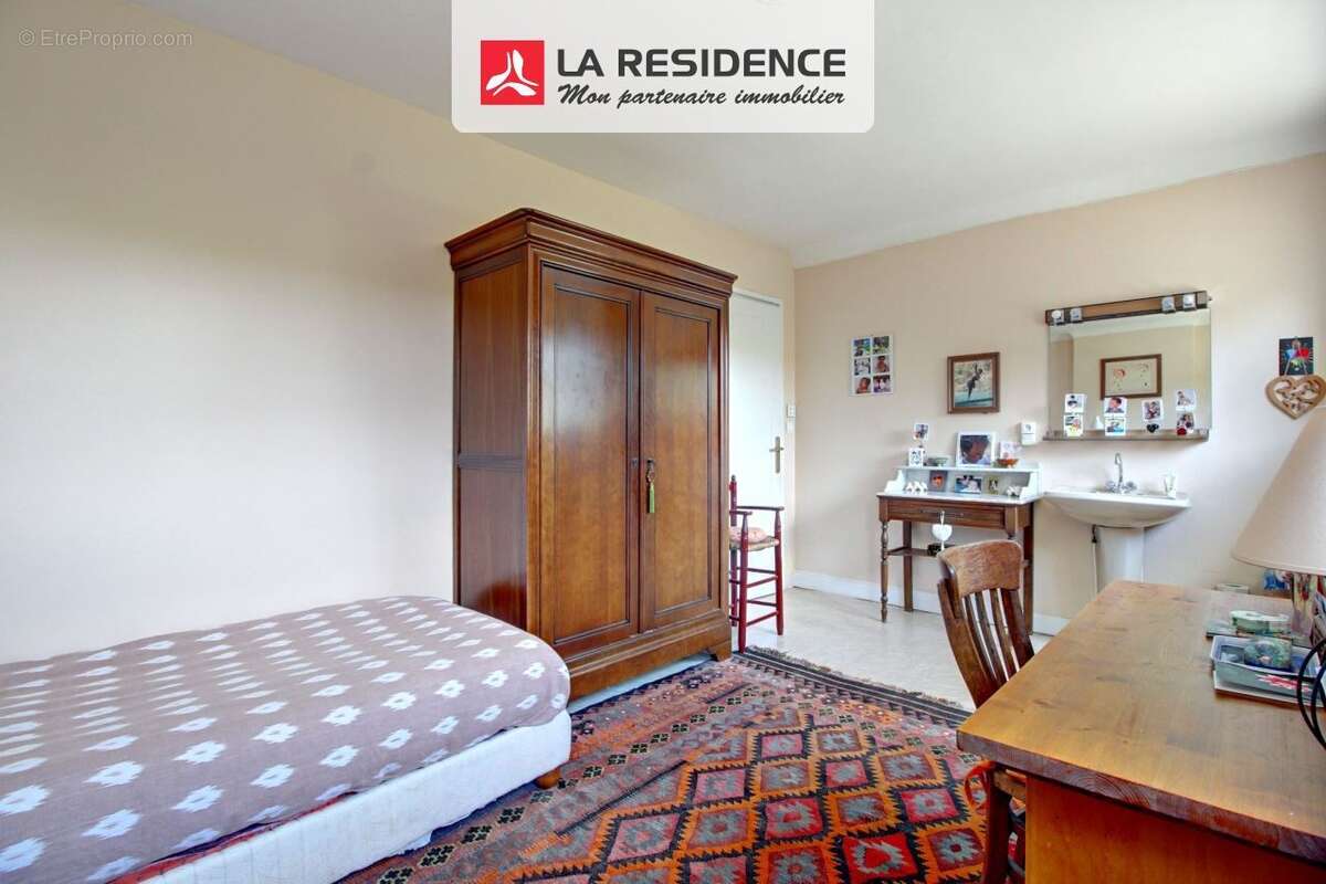 Maison à LA VILLENEUVE-EN-CHEVRIE