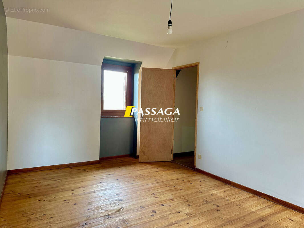 Maison à PIERREFICHE