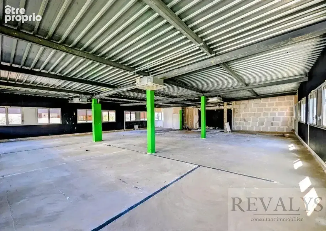 COTE D'OR (21) - DIJON TOISON D'OR - Local commercial viabilisé de 289 m² - photo 3