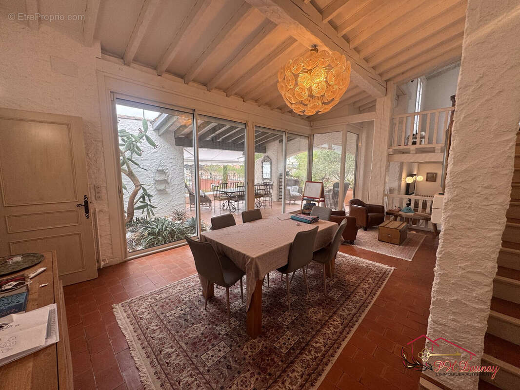 Maison à LEZIGNAN-CORBIERES