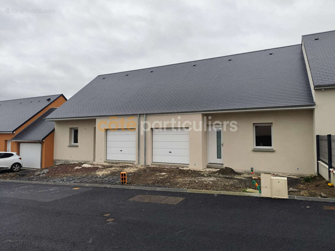 Maison à MARCEY-LES-GREVES