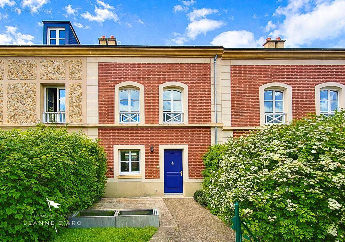 Maison à VERSAILLES