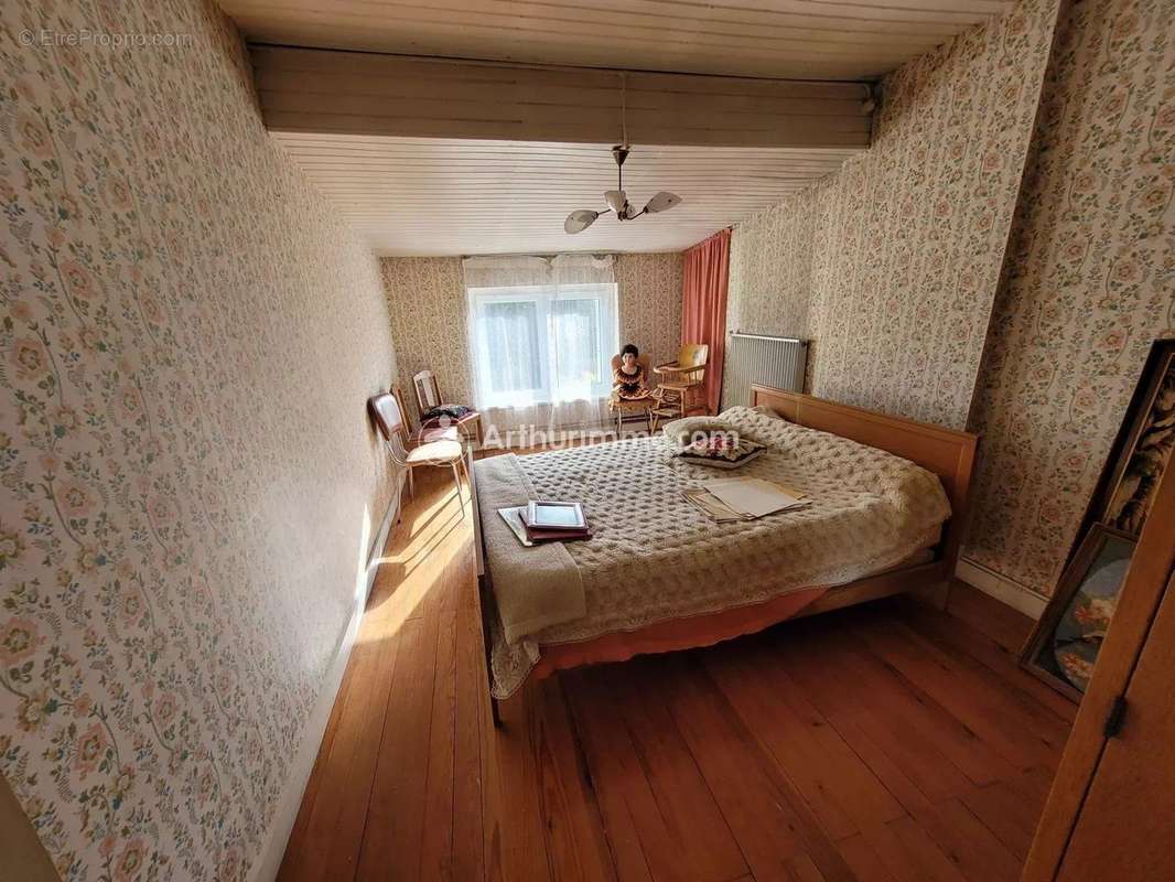 Maison à BERNAY-SAINT-MARTIN