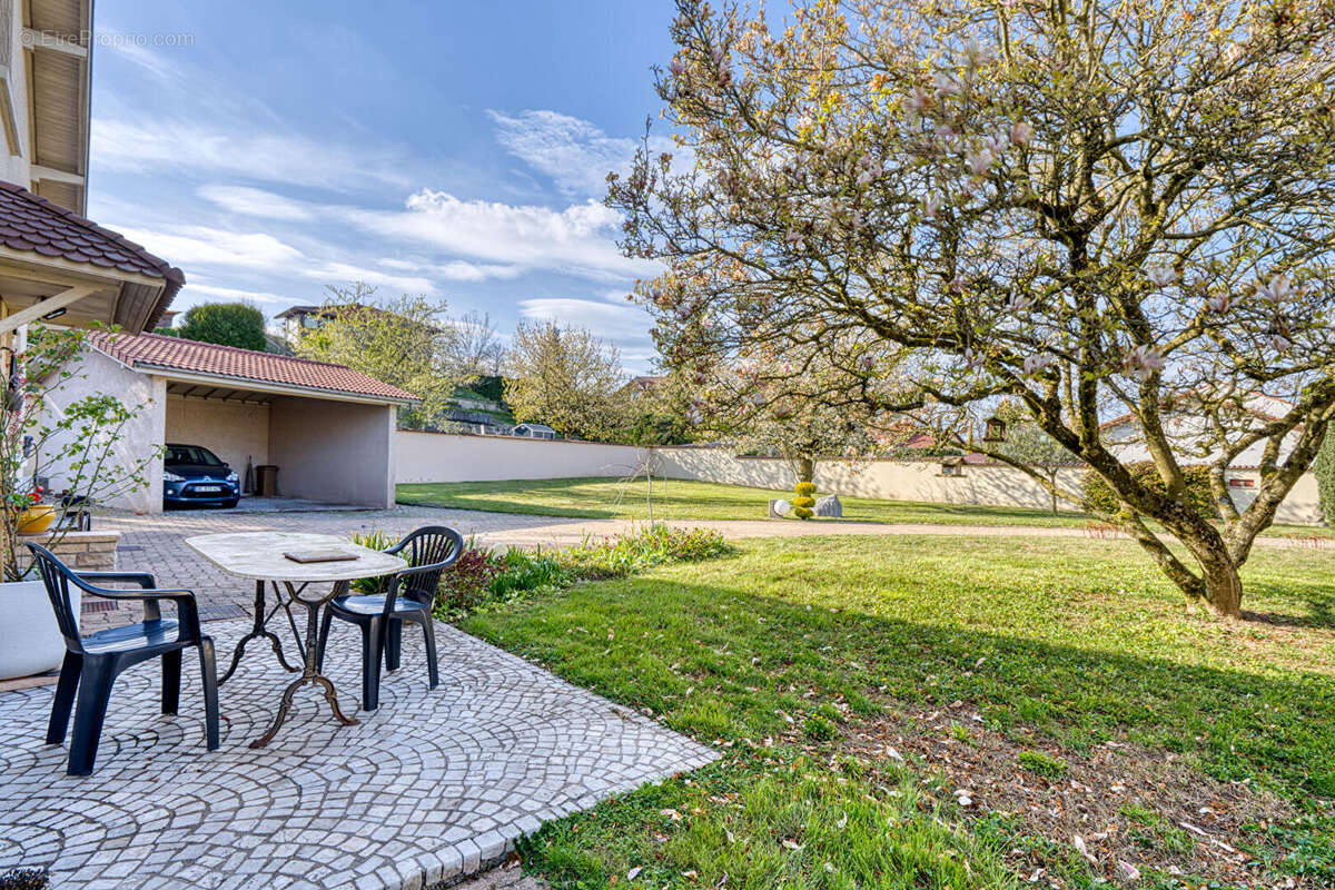 Maison à VILLETTE-D'ANTHON