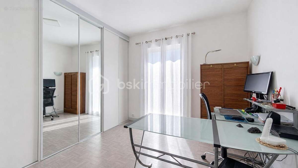 Maison familiale de 160 m² – grand terrain au calme – fort potentiel professionnel - photo 4