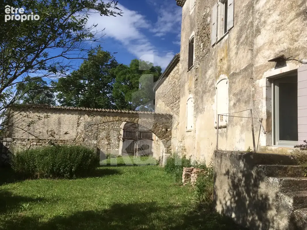 Bâtisse du XVIIIe siècle avec dépendances   Vallée de la Drôme - photo 18