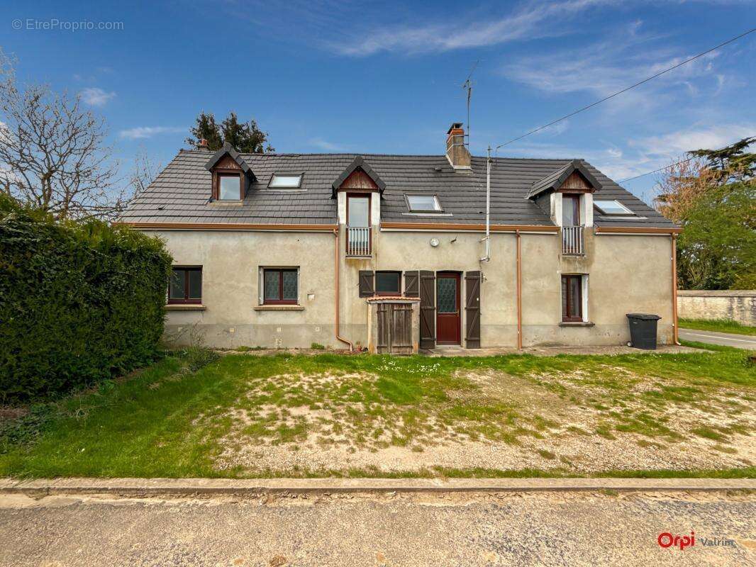 Maison à CHARSONVILLE