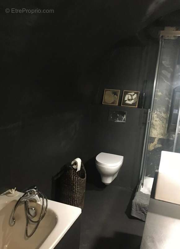 Appartement à ROQUEFORT-LES-PINS