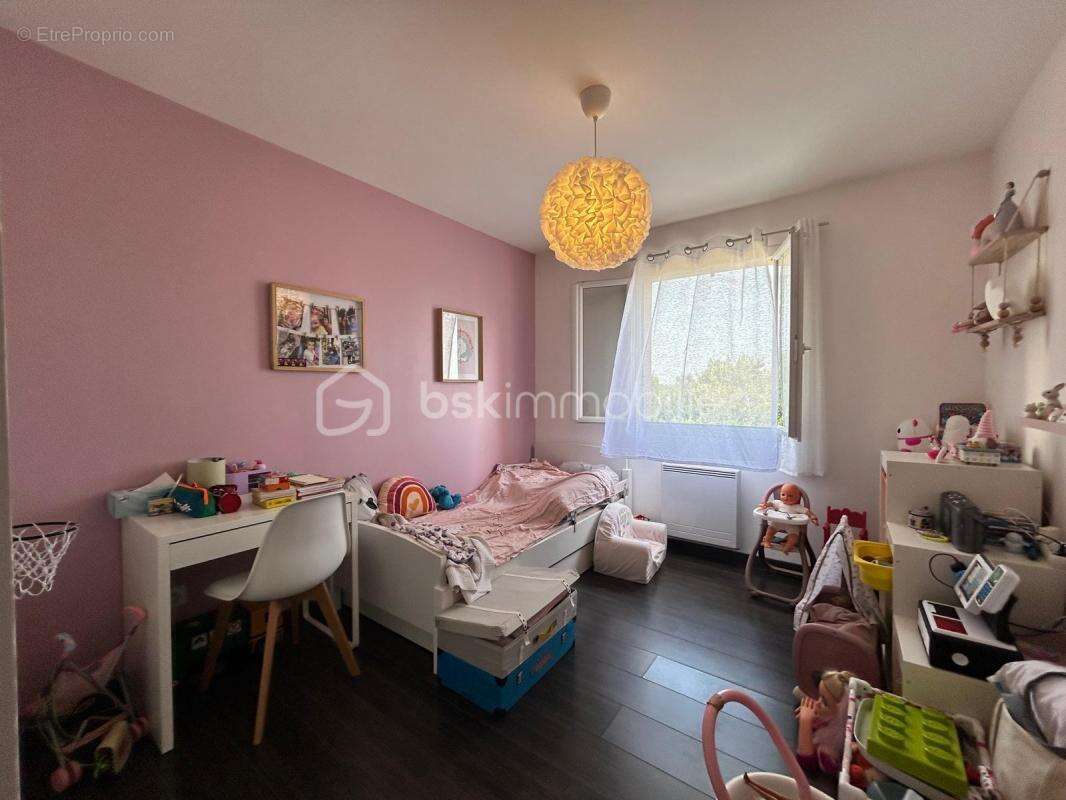 Maison à CUBZAC-LES-PONTS