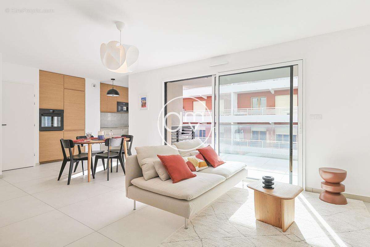 Appartement à HYERES