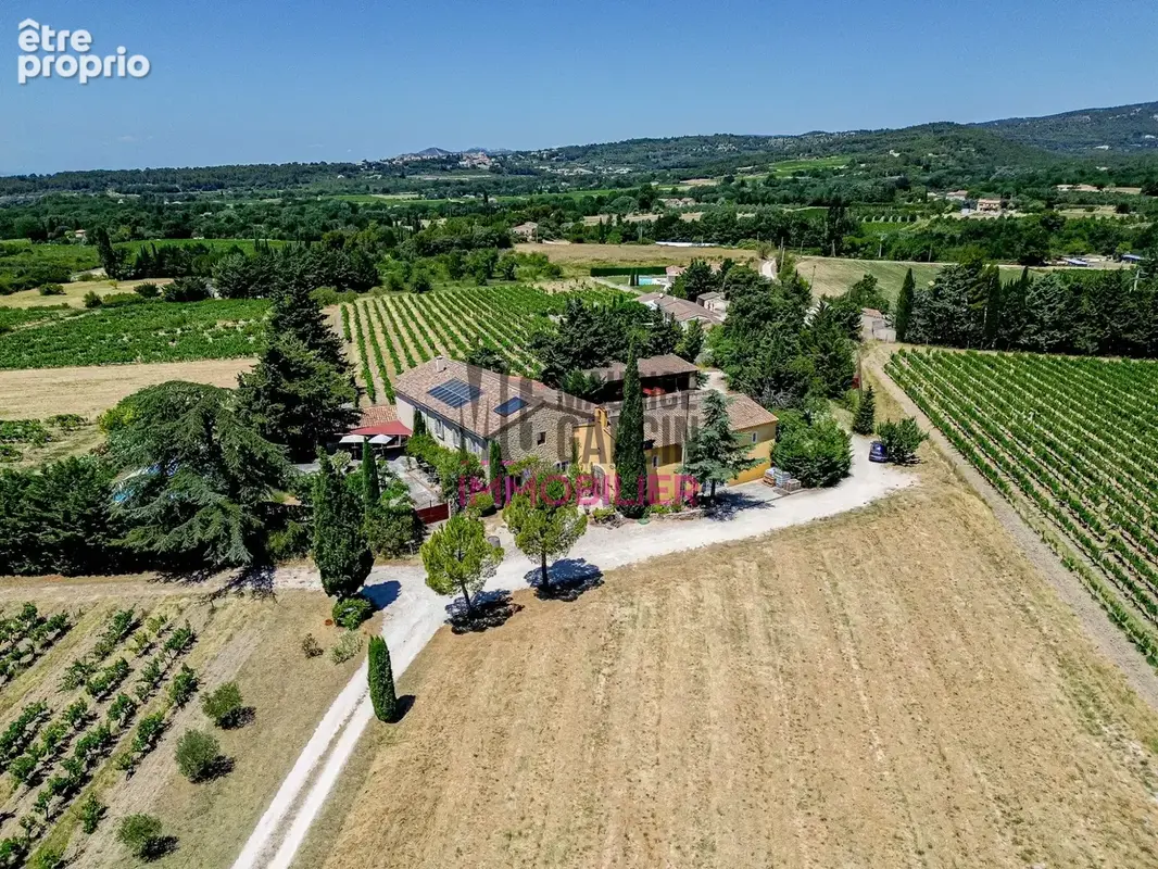 Maison 350 m² à Crillon-Le-Brave  - photo 6