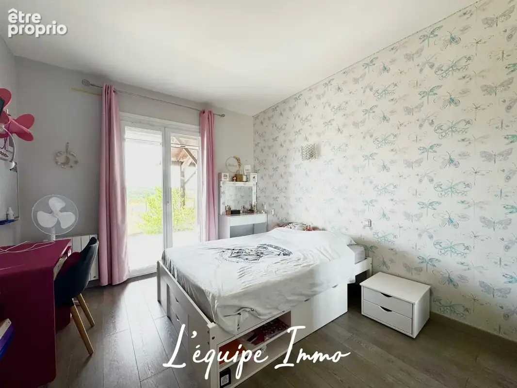 Maison T5 avec sous-sol, piscine et vue panoramique - photo 8