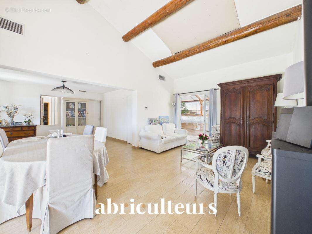 Villa composée de deux logements indépendants – Lauris, Luberon - photo 6