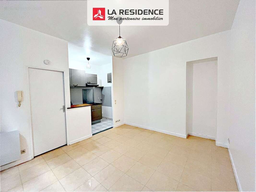 Appartement à PARIS-20E