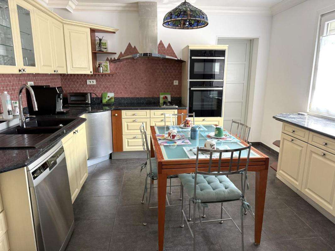 Maison 153 m² à Orleans  - photo 4
