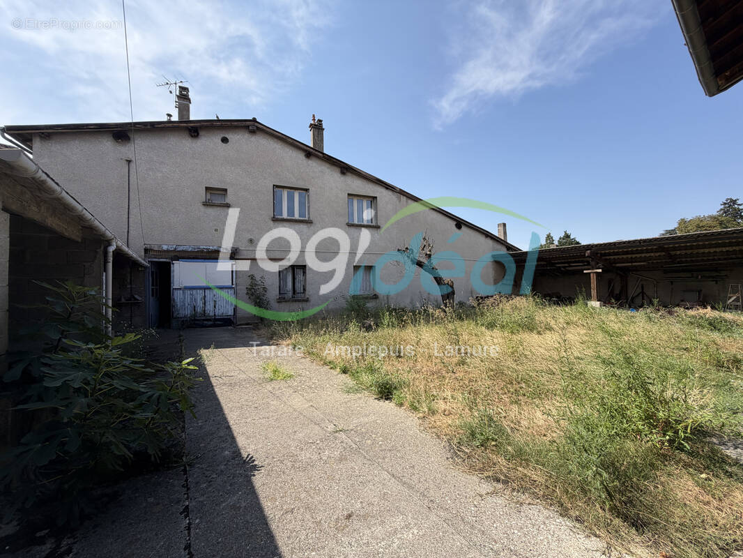 Maison à RILLIEUX-LA-PAPE