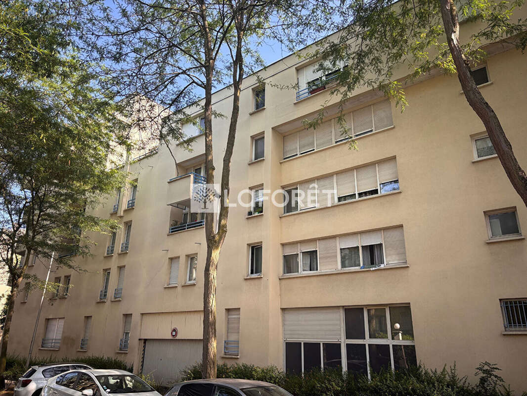 Appartement à ROSNY-SOUS-BOIS